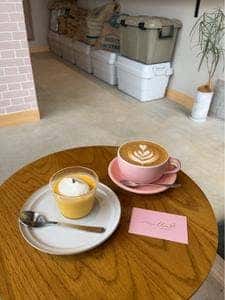 mellow coffee & bakes