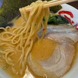 横浜家系ラーメン 吟家 八千代店