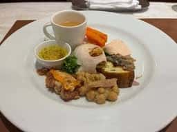 トラットリア・チェーロ