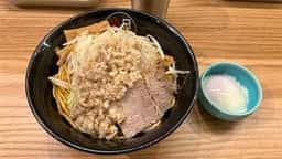 日本油党 新宿東南口支部