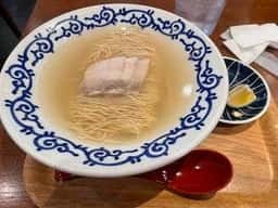 豚そば月や ラーメン滑走路店