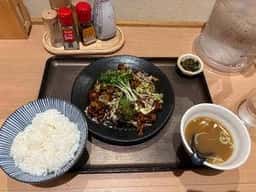 和風回鍋肉専門店だしや。