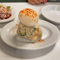 二階 麺肴酒店 黒黒黒