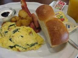 ロイヤルホスト 御器所店