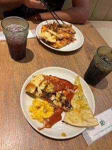 シェーキーズ イオンモール座間店