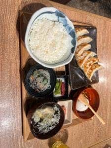 肉汁餃子のダンダダン 仙台西口店