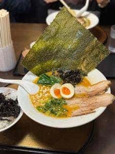 信濃神麺 烈士洵名