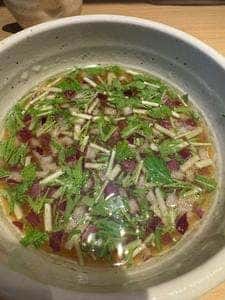 地鶏と金目鯛 中華そば 鶯