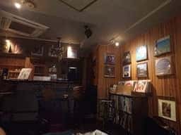 Record Bar MOON SHINE