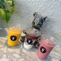 TREATS STAND 寝屋川店