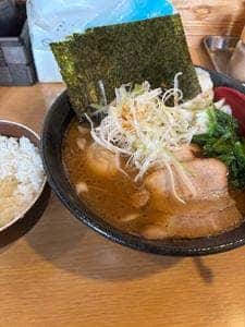 横浜家系らーめん 三元 琴似店