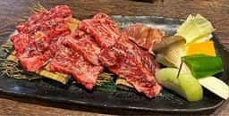 焼肉 三太 長興寺店