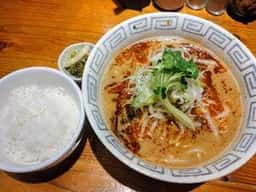 鍋と酒菜はま岡