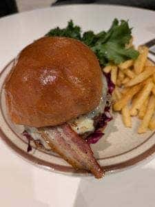 J.S. BURGERS CAFE ららぽーと立川立飛店