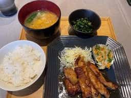 よこぼり食堂
