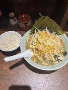 横浜らーめん 一八家 戸塚店