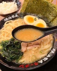 横浜家系ラーメン 有楽家 浦和駅西口店