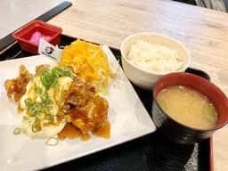 からあげ、定食、丼 がブリチキン。 イオンモール土岐店