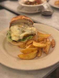バーガーマニア 白金高輪店