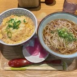 若菜そば 梅田駅三階店