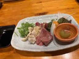ヤタイキング直系 炭火串焼 とり久