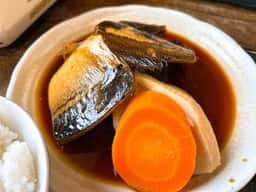 お食事処 まるに