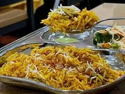 ハラールレストラン デラ 秋田駅前フォンテ店