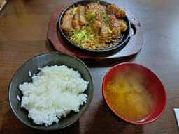 とんテキ 豚屋食堂