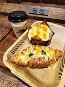 TOM CAT BAKERY 横浜店