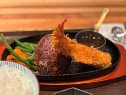 洋食 あじと
