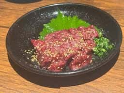 鯨と塩ミンチ 神戸 雄