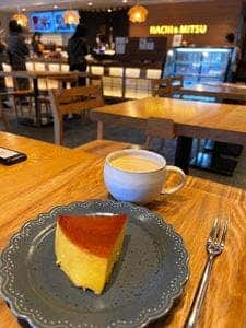 Cafe HACHI&MITSU