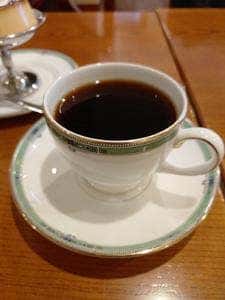 カフェ ティシャーニ
