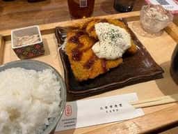 二日市食堂ともすけ