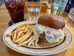 ムースヒルズバーガー