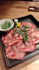 牛牛パラダイス 三宮