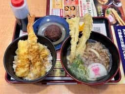 資さんうどん 岩槻インター店