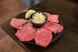 焼肉八そら