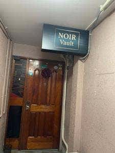 NOIR VAULT