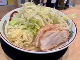 ラーメン豚山 サクラステージ店