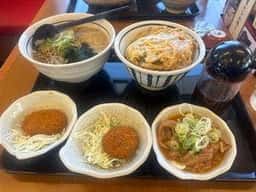 山田うどん 藤沢用田店