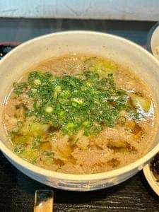 肉吸い、卵かけご飯 豊田屋