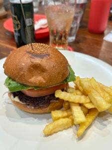 ばーがー時々洋食亭