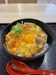 親子丼と鶏料理 鶏山賊 イオンモール座間店