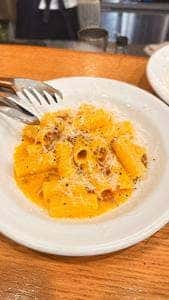 ピッツェリア・ヴィノテカ・イル・ペコリーノ