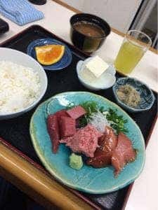どんぶりや 呉服町店