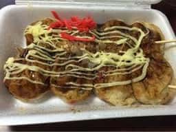 風治八幡宮参道のたこ焼き露店