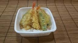 からあげ専門店 あげまる