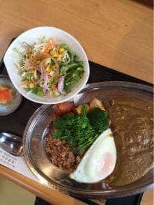 カフェ やさまる