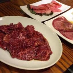 炭火焼肉 平和苑